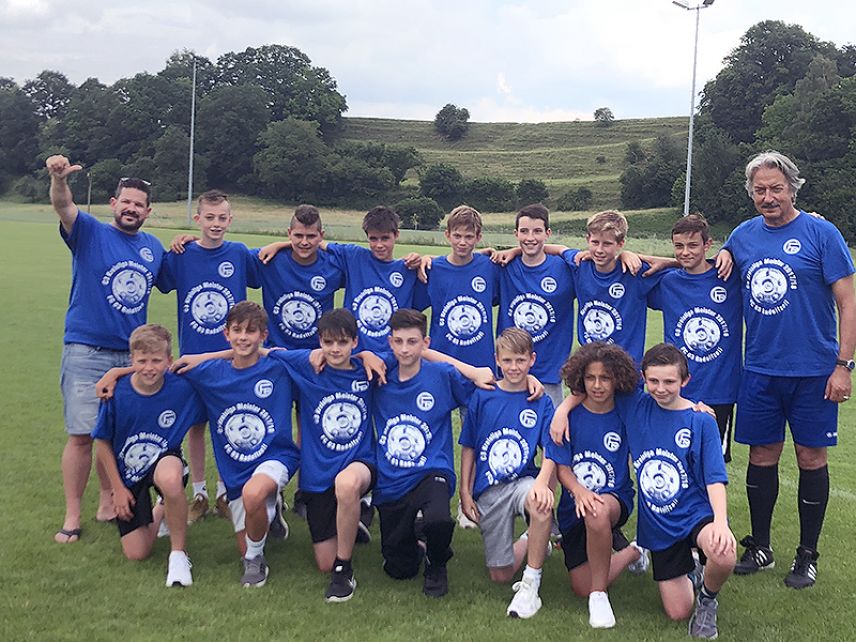 Die C3 des FC 03 Radolfzell: Meister der Kreisliga Bodensee (Saison 2017/2018) Die C3 des FC 03 Radolfzell: Meister der Kreisliga Bodensee (Saison 2017/2018)