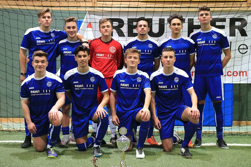 Die U19 des FC 03 Radolfzell: Turniersieger beim Escad-Reuther-Cup 2018